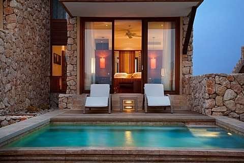 Desert View Deluxe Villa with a Pool 