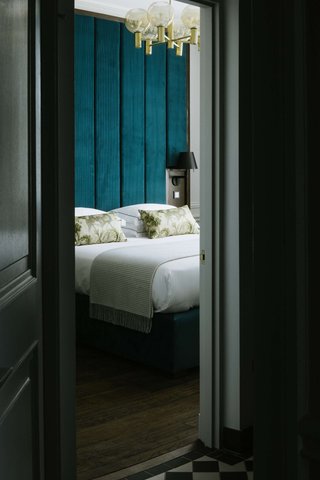 Deluxe Two Bedroom Apartment
