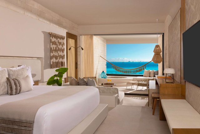 Signature Jr Suite OceanView w/ Hot Tub