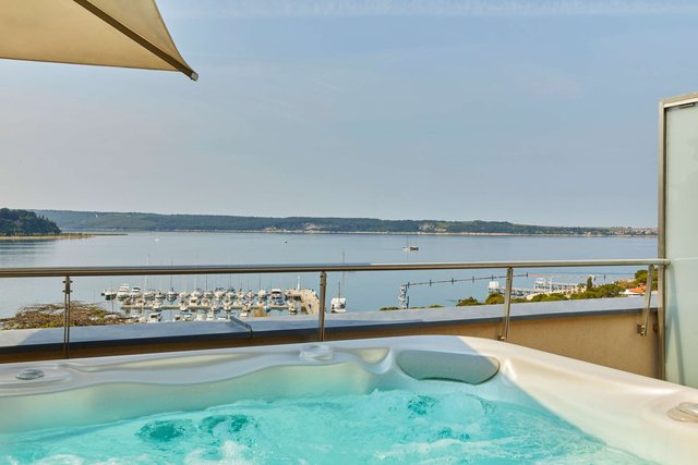 Laguna Suite