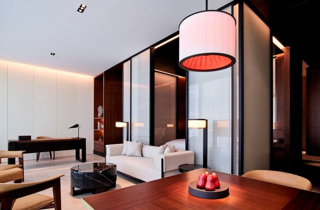 Marina Deluxe Suite
