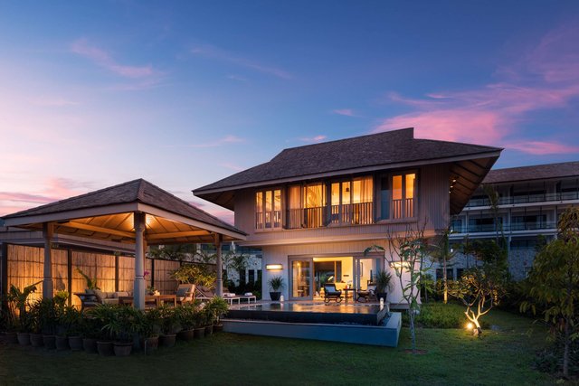 ONE BEDROOM LAGOON POOL VILLA