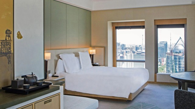 1 킹 베드 시티뷰 디럭스