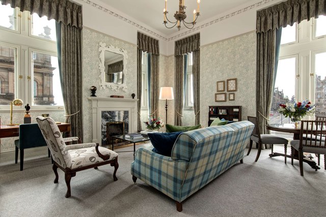 Balmoral Suite