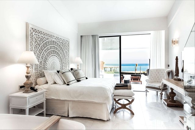 Luxury Guestroom  with Private Pool