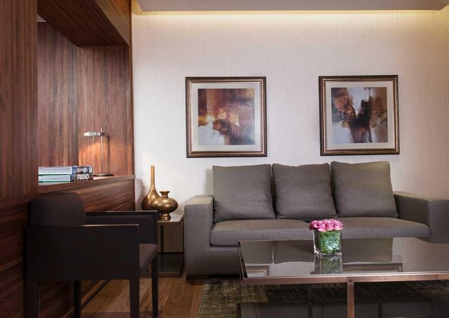 Executive Sea View Suite