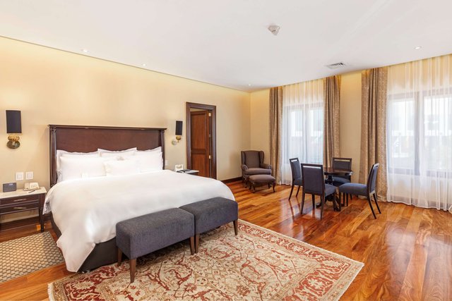 Presidential Suite 2