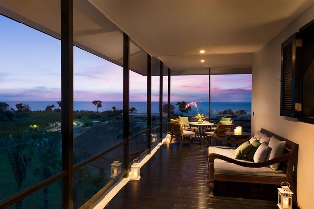 DELUXE SEA VIEW ROOM