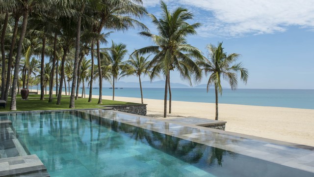 3 베드룸 비치프론트 풀 빌라