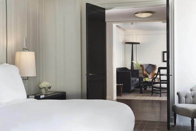 Pearl Suite