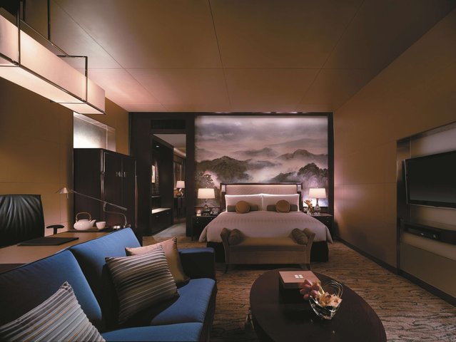Premier Room