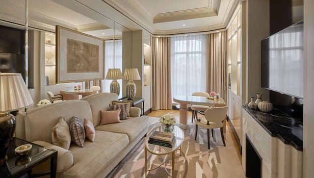 Deluxe Junior Suite