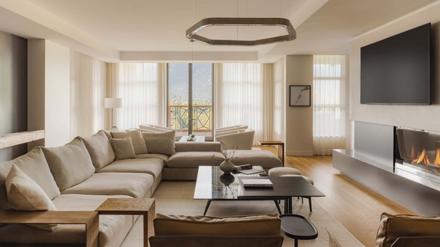 생추어리 | 4 베드룸 레지던스