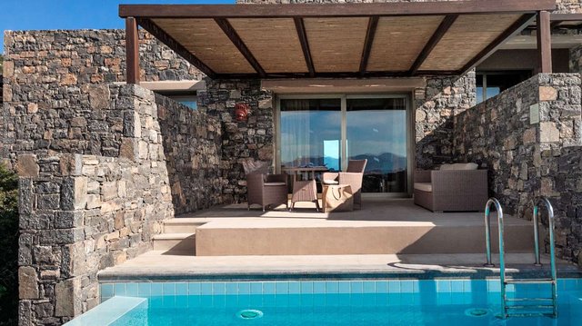 Deluxe Junior Suite - Individual Pool