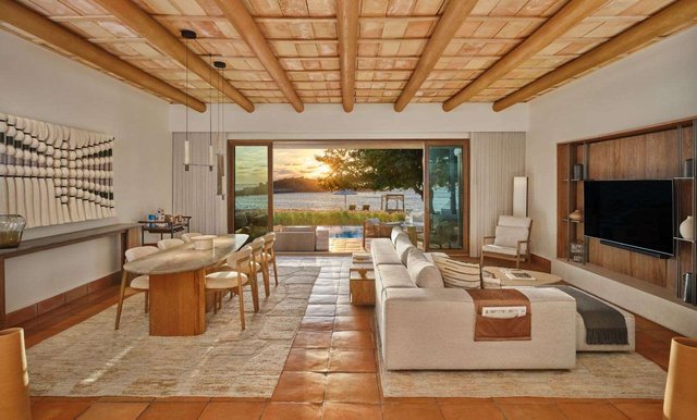 Luxury One Bedroom Villa