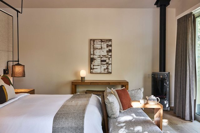 Calistoga King Studio with Fireplace 