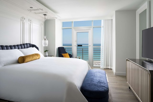 Ocean Front Suite 