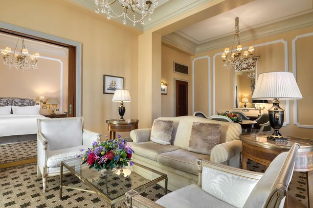 Grand Deluxe Suite