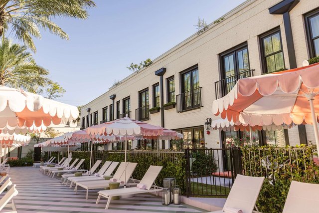 Premium Pool View Suites