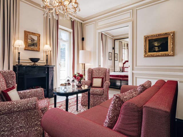 Signature Suite