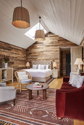 Forest Lodges