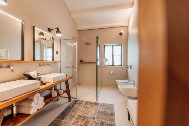 One Bedroom Villa w/ Balcony & Pool