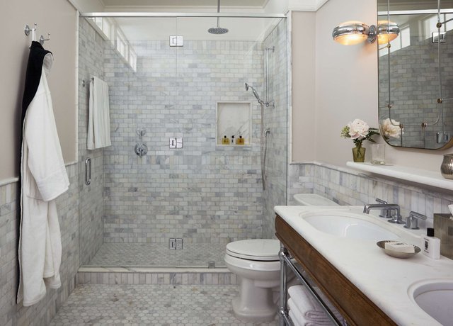 One Bedroom Corner Suite