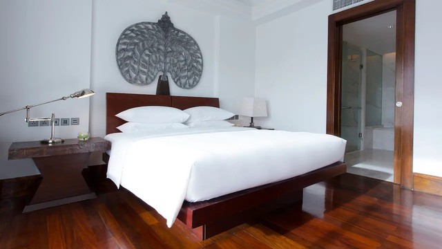 1 킹 베드 디럭스