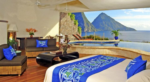 "MOON" Infinity Pool Sanctuaries