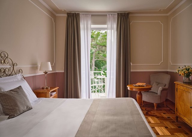 Superior Room Park View with balcony 
