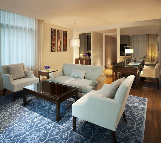 메트로폴리탄 스위트