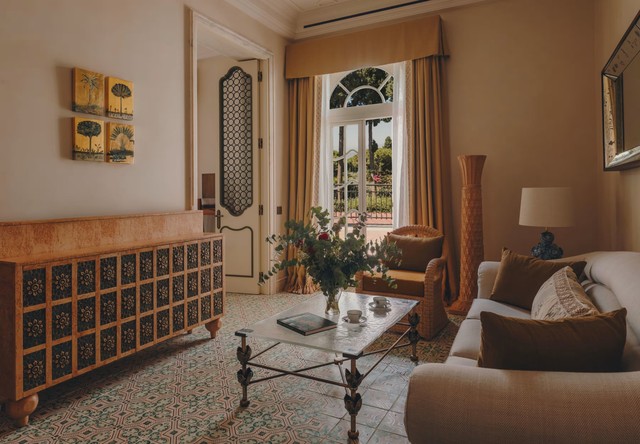 트레벨리안 스위트