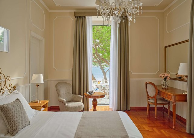 Prestige Suite Sea View With Balcony