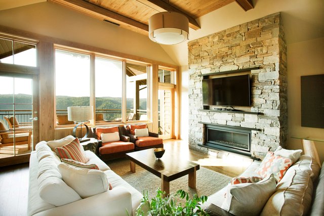 Blue Ridge Two Queen Suite