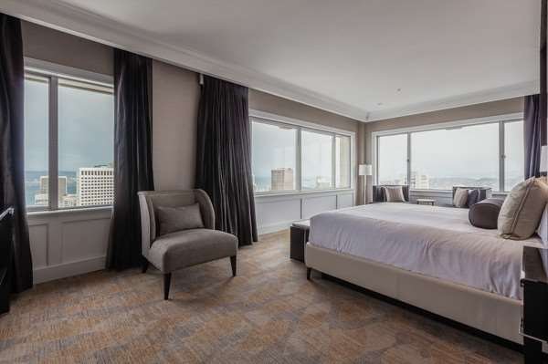 Fairmont Presidential Suite