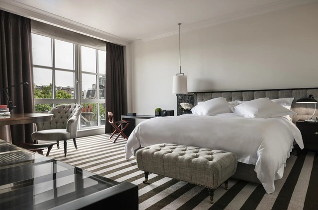 Grand Excutive Room