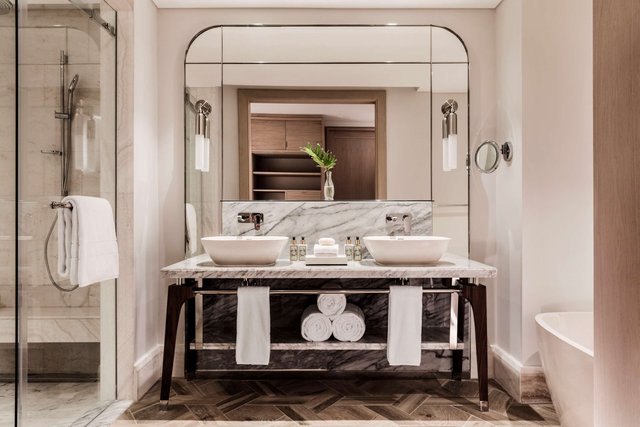 Three Bedroom Beach Front Suite