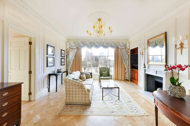 One Bedroom Suite River View