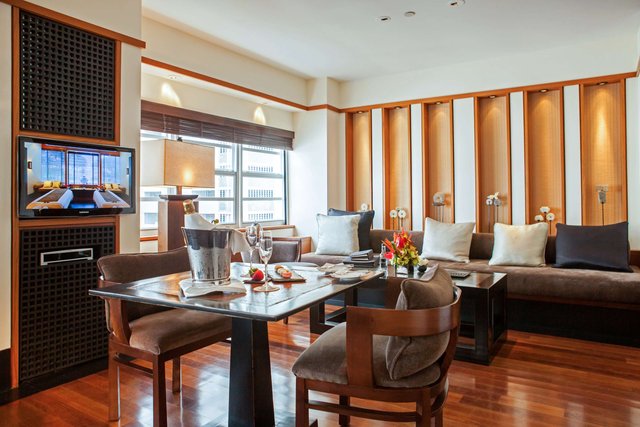 Studio Suite Partial Ocean View