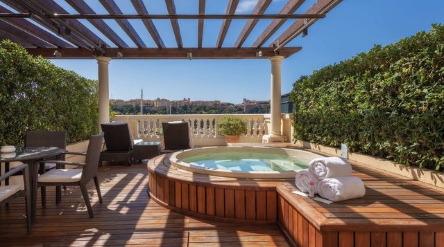 Junior Suite - Sea View with Jacuzzi