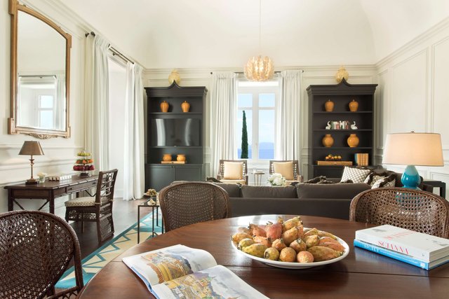 George V Suite with Terrace and Sea View