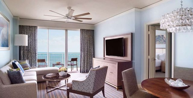 1 Bedroom Ocean Front Residence