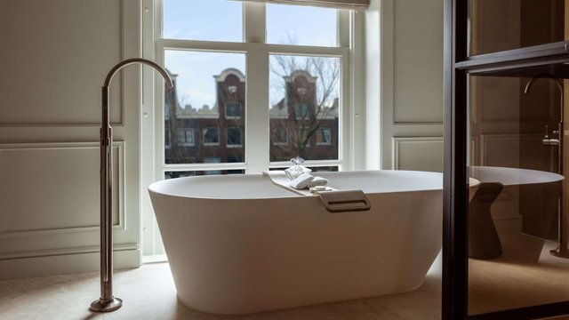 Canal View Executive Suite