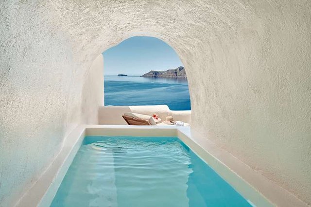 Wet Allure Suite