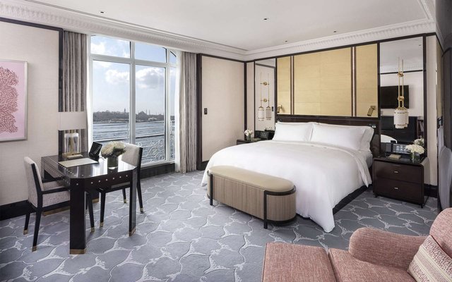 Deluxe Bosphorus Room