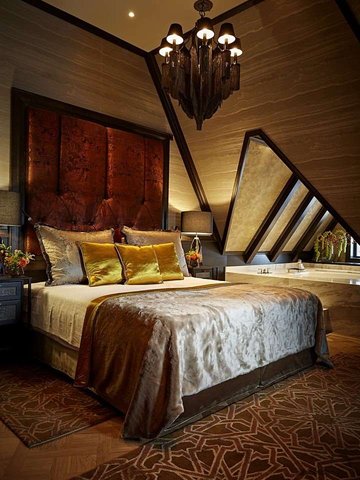 Penthouse Suite